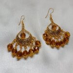 Gold earring