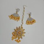 Earring and Mangtka aet